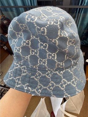 Gucci Bucket Hat Medium